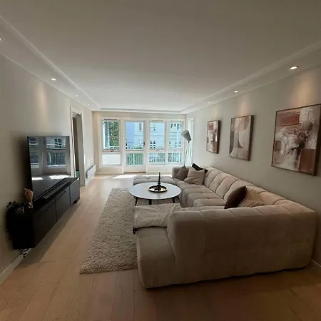 Romslig, Moderne Leilighet I Bergen Sentrum Apartament Bergen