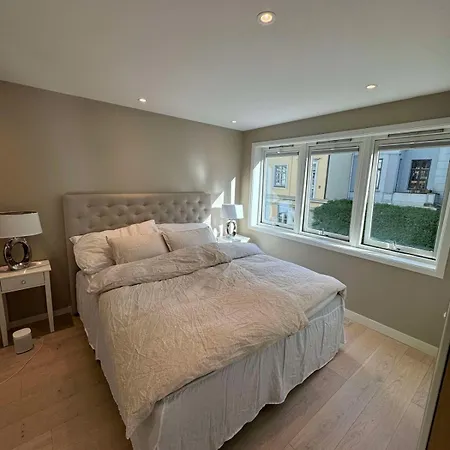 Apartament Romslig, Moderne Leilighet I Bergen Sentrum